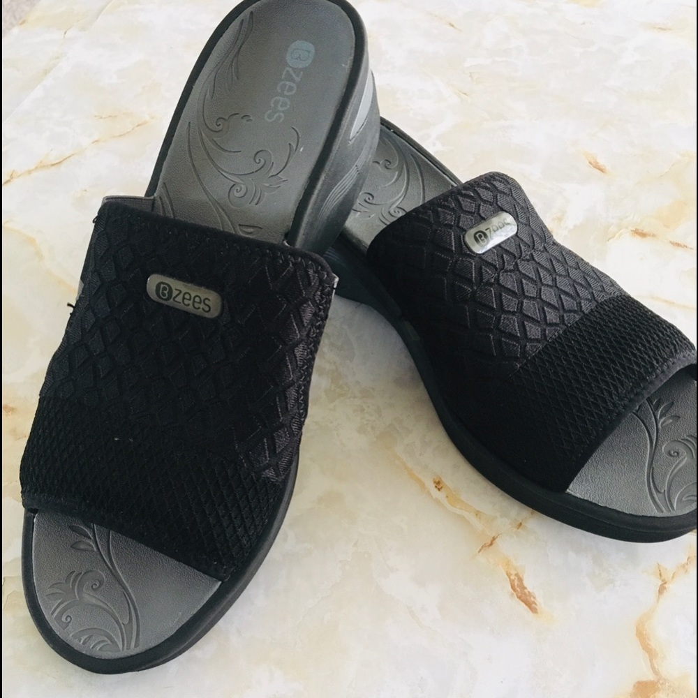 BZEES Direct Wedge Sandals Black sz 10